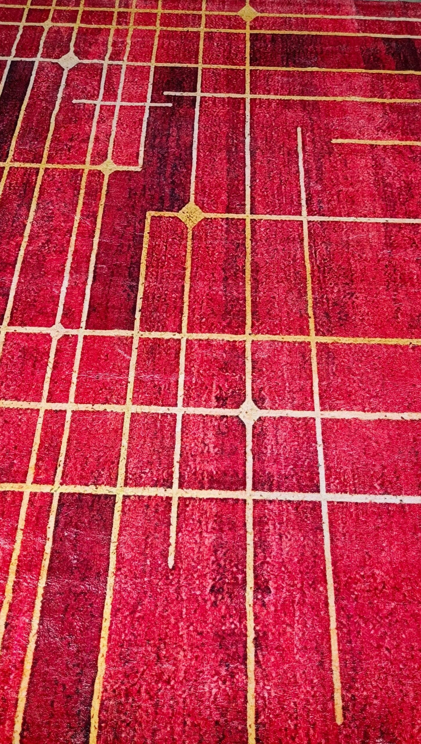 Red Skyline – Contemporary Geometric Rug in Crimson Hue