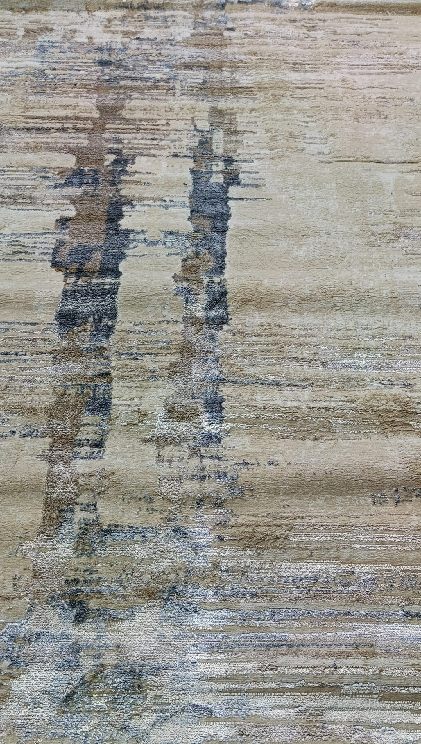 Desert Sand Mirage Duel-View Rug - Beige Base with Subtle Shiny Strokes