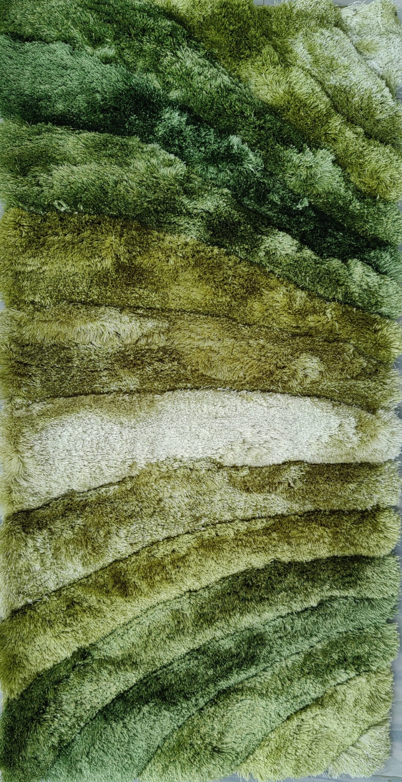 Premium Shaggy Modern Rug for Living Room, Elegant Bed Side Runner in Elegant Green