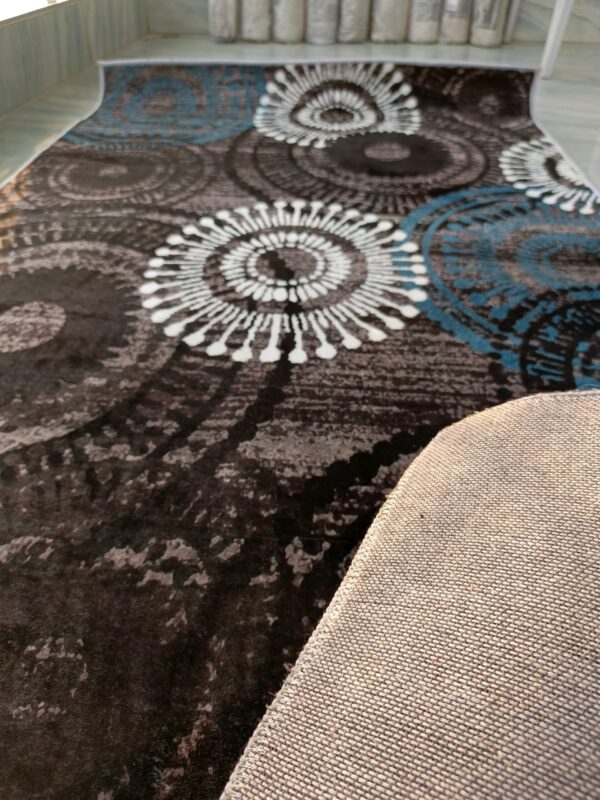 Stylish Black & Blue Circular Rug – Perfect for a Trendy Look - Image 4