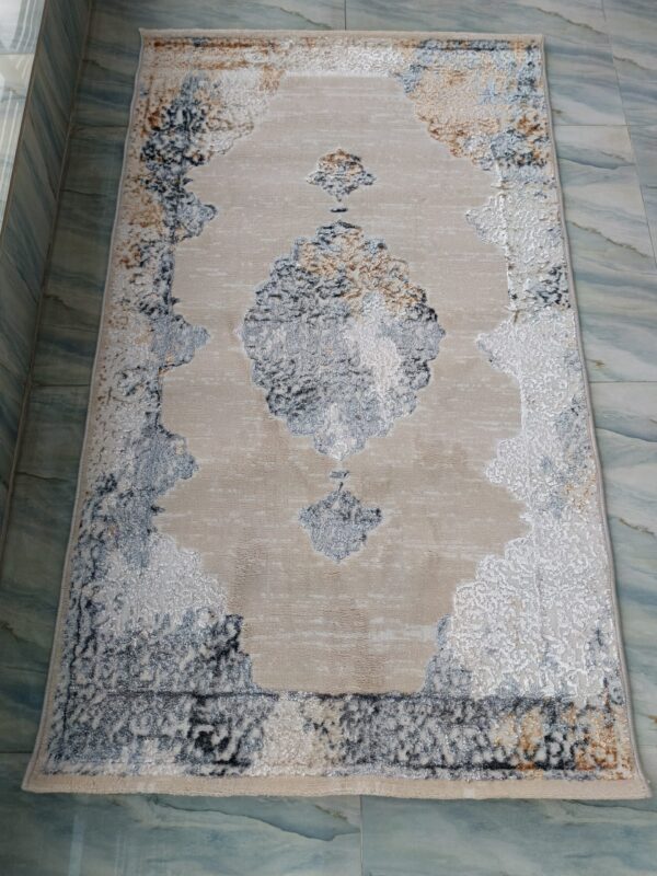 3D Shiny Vintage Carpet – Beige & Grey Medallion Design, Dual-View Luxury Rug - Image 3