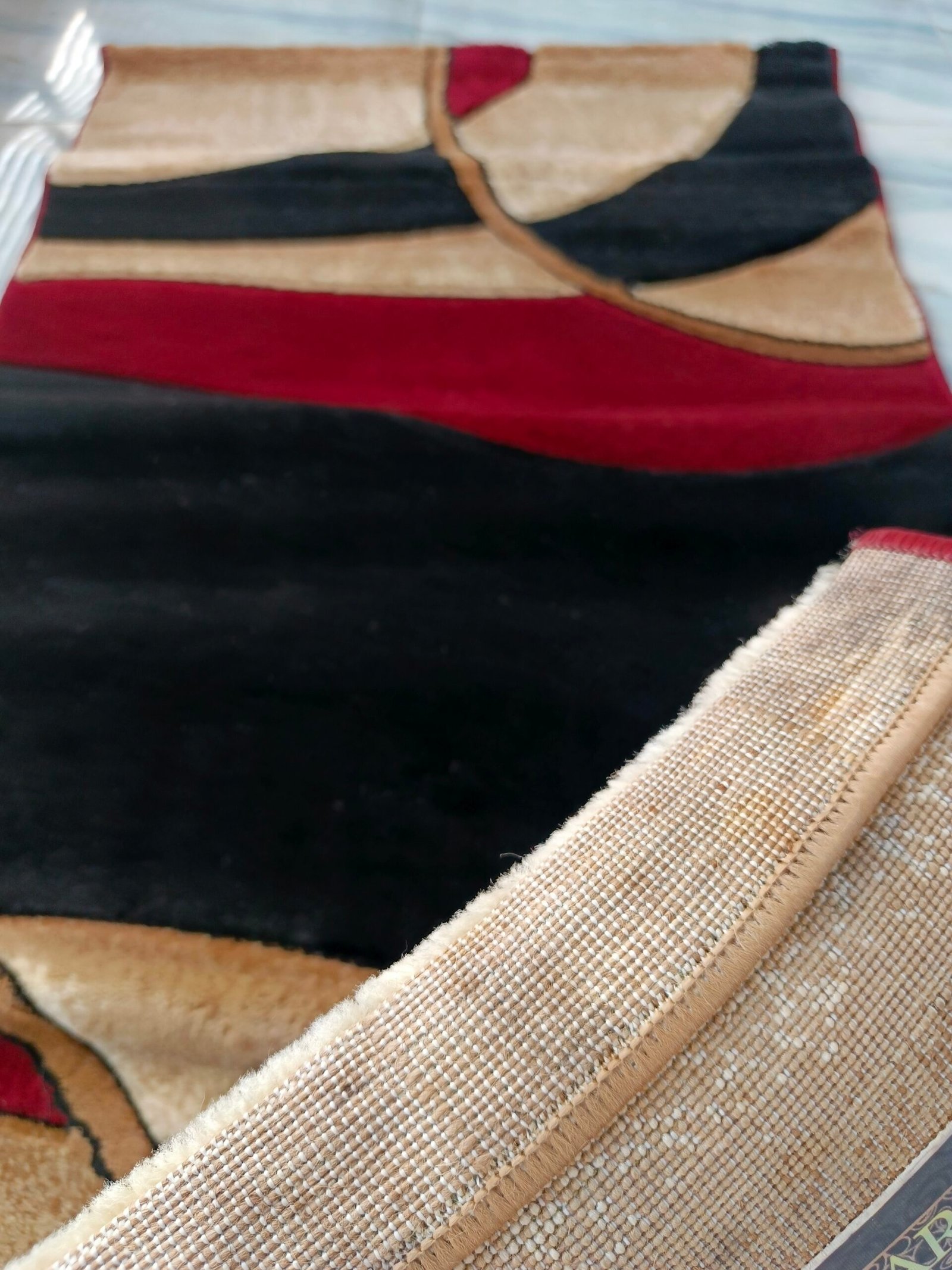 Adnan Luxury Wave Pattern Runner Rug 2.5x5ft – Bold Black, Red & Gold for a Striking Look - Image 7