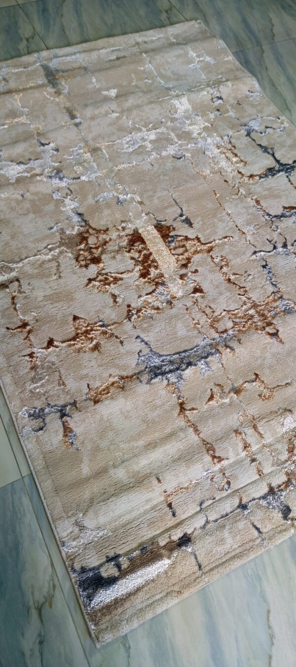 Desert Gold Luxe Duel-View Rug – Sandy Cracks with Metallic Veins - Image 5