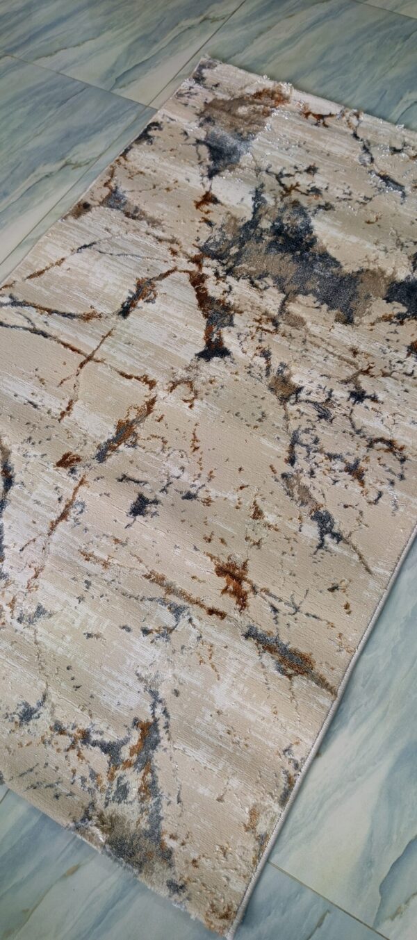 Desert Mirage Duel-View Rug – Dusty Beige with Cloudy Grey Trails - Image 3