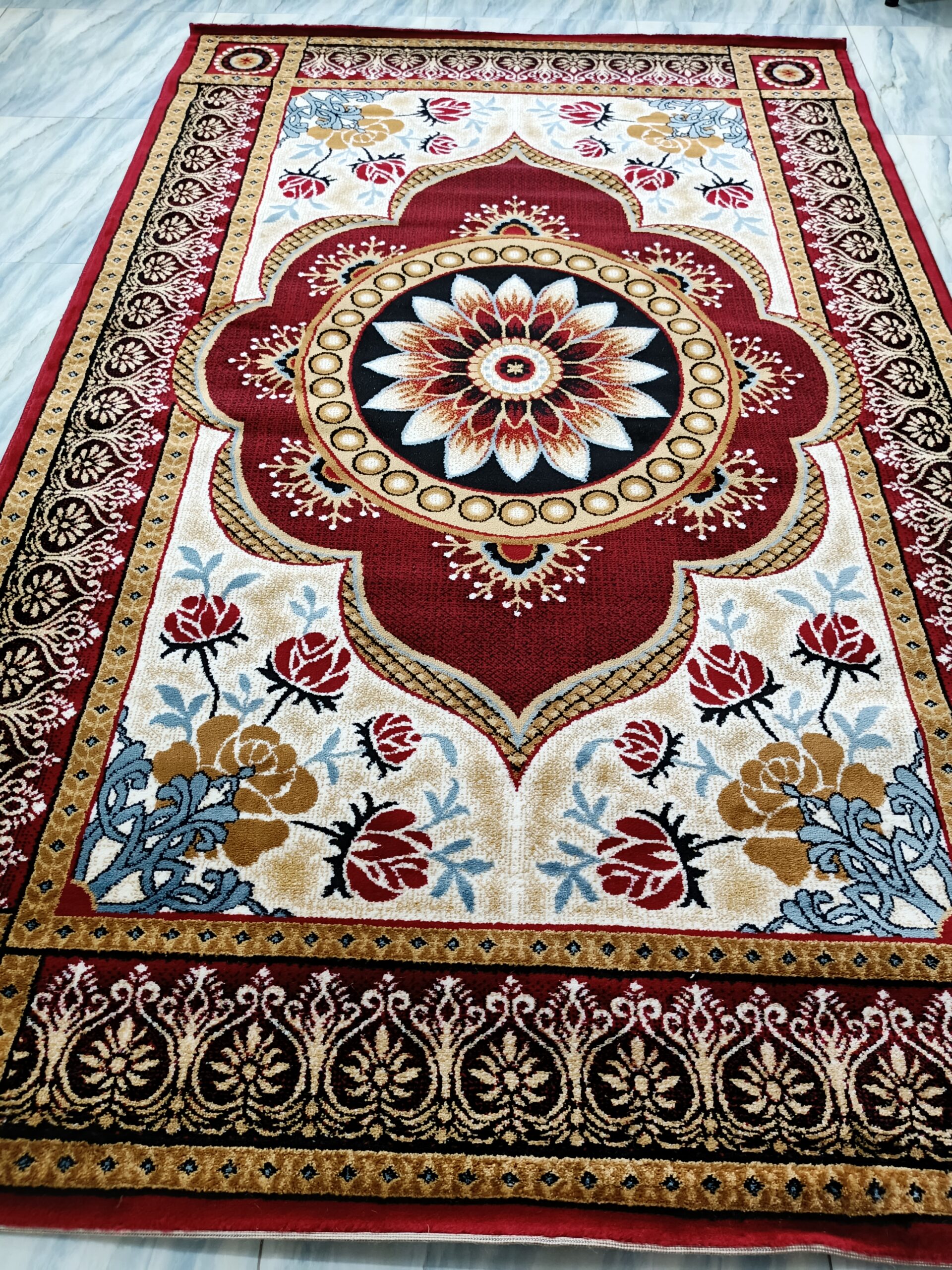 Imperial Bloom – 6x9 Ft Classic Floral Rug in Maroon, Cream & Gold