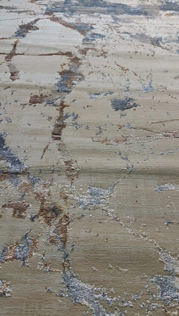 Desert Mirage Rug – Dusty Beige with Cloudy Grey Trails