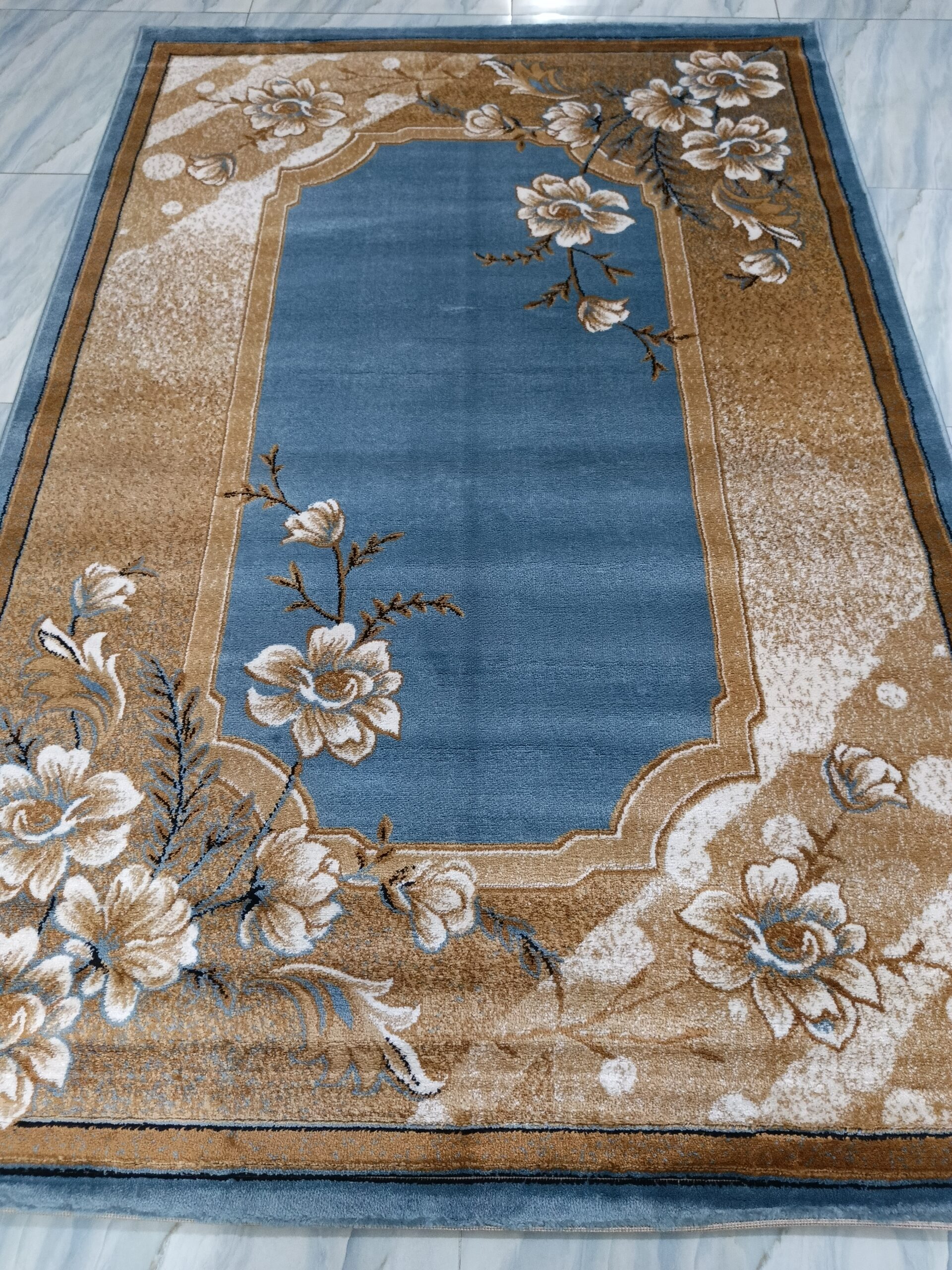 Blue Blossom – 5x7 Ft Turkish Rug in Sky Blue & Beige Floral