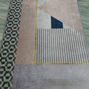 Pastel Maze – 4x6 Ft Geometric Rug in Lilac, Blush & Charcoal
