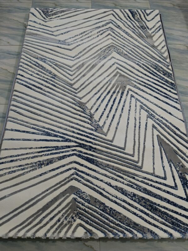 Zigwave – 4x6 Ft Textured Rug in White, Grey & Blue - Image 2