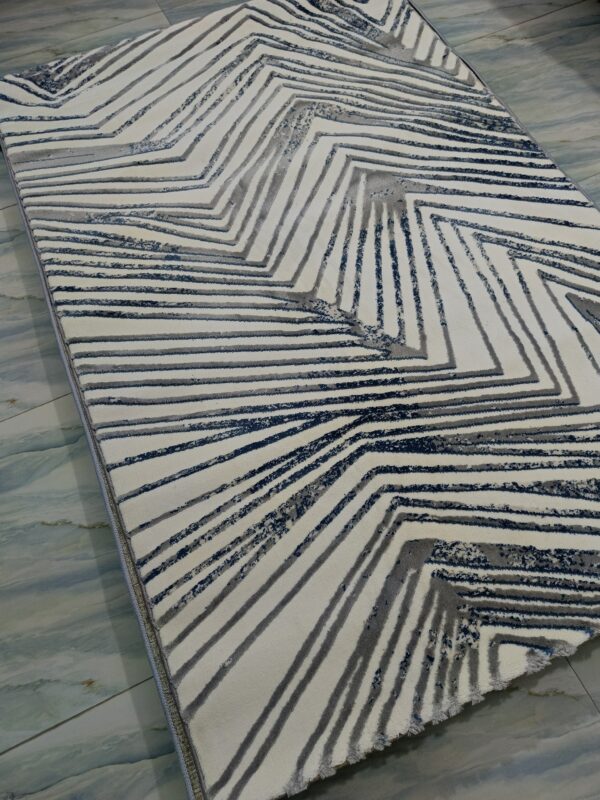 Zigwave – 4x6 Ft Textured Rug in White, Grey & Blue - Image 3