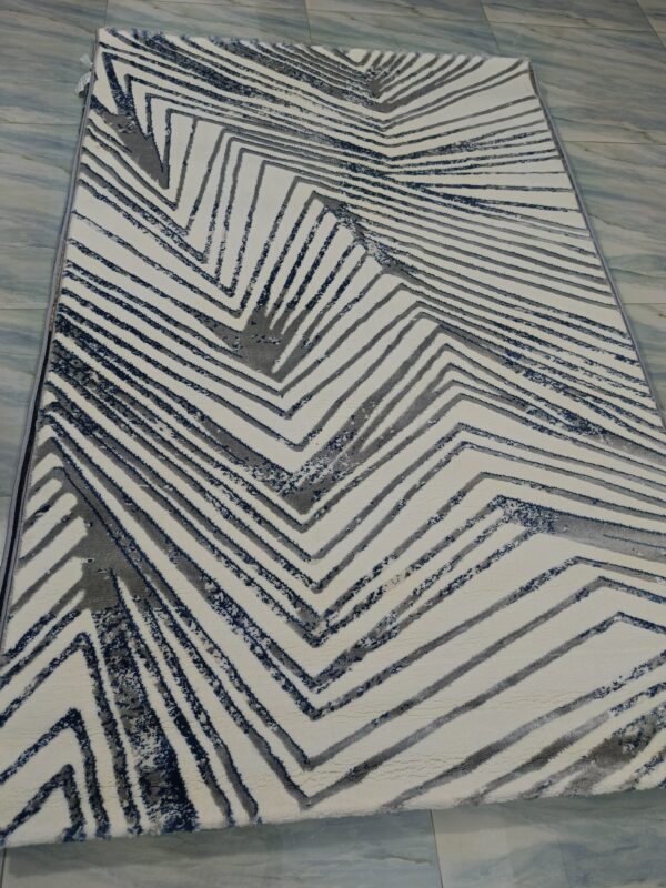 Zigwave – 4x6 Ft Textured Rug in White, Grey & Blue - Image 7