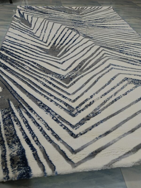 Zigwave – 4x6 Ft Textured Rug in White, Grey & Blue