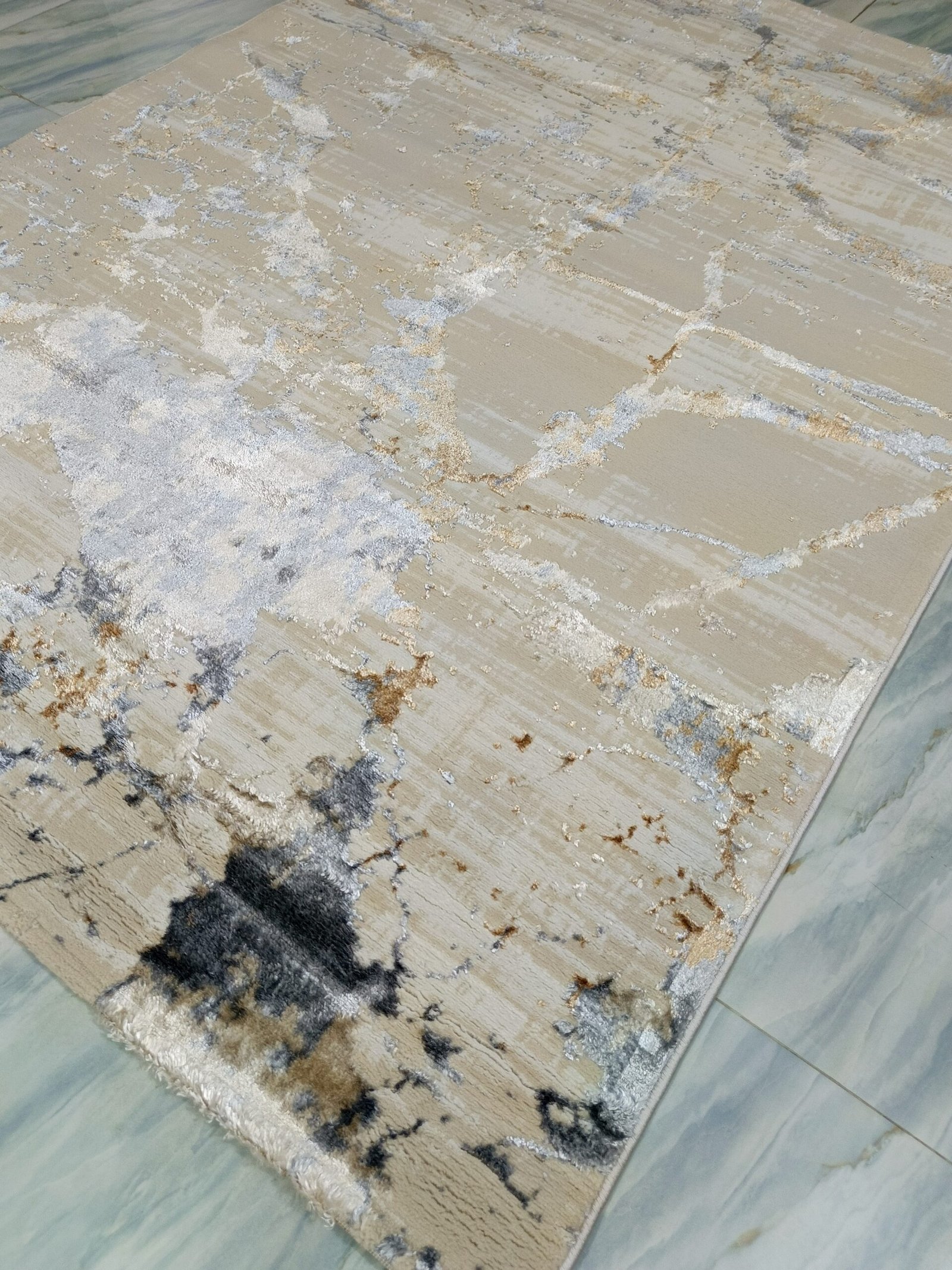 Modern Abstract Rug – 3D Glossy Texture | Premium Turkish Carpet in Cream, Grey & Gold Blend - Image 4