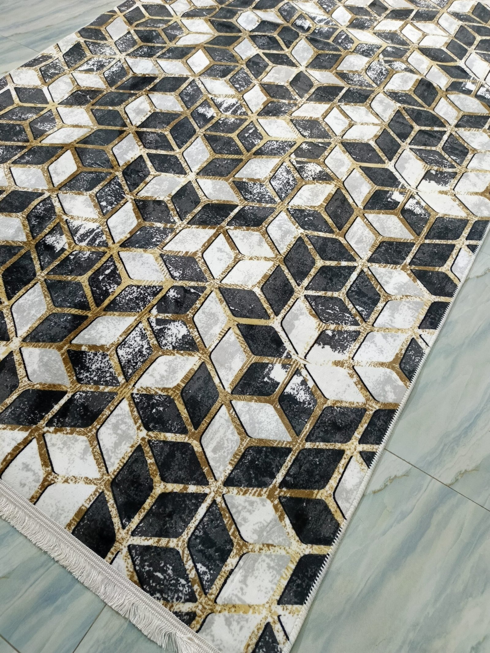 Premium Turkish Rug – Geometric 3D Cube Design | Gold, Black & White Modern Carpet with Anti-Slip Backing - Image 5