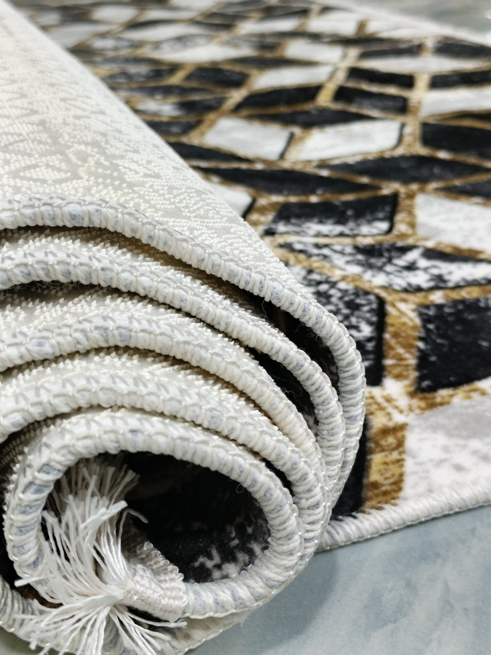 Premium Turkish Rug – Geometric 3D Cube Design | Gold, Black & White Modern Carpet with Anti-Slip Backing - Image 8