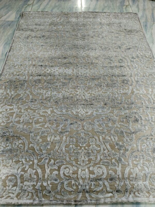 Ivory Dream Floral Rug – Soft Turkish Carpet | Elegant Light-Toned Floor Mat for Minimalist, Prayer & Bedside Corners - Image 7