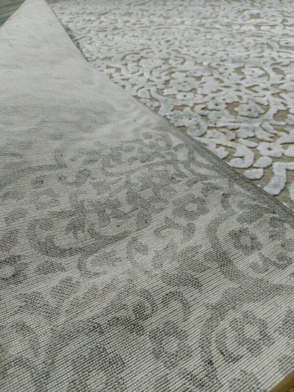 Ivory Dream Floral Rug – Soft Turkish Carpet | Elegant Light-Toned Floor Mat for Minimalist, Prayer & Bedside Corners - Image 3