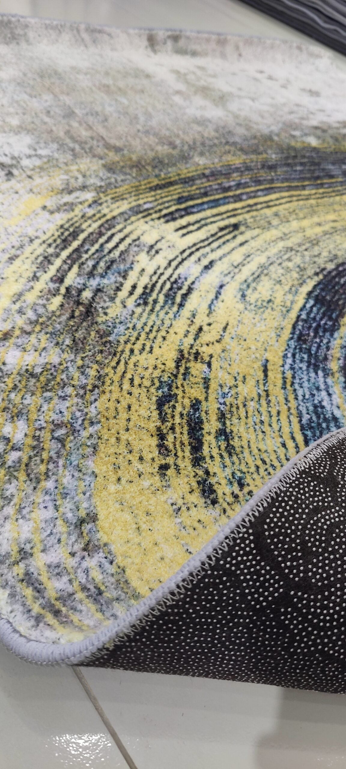 Premium Spiral Ripple Rug – Blue & Yellow Abstract Carpet (4x5.3 ft, 10mm, China Origin) - Image 3
