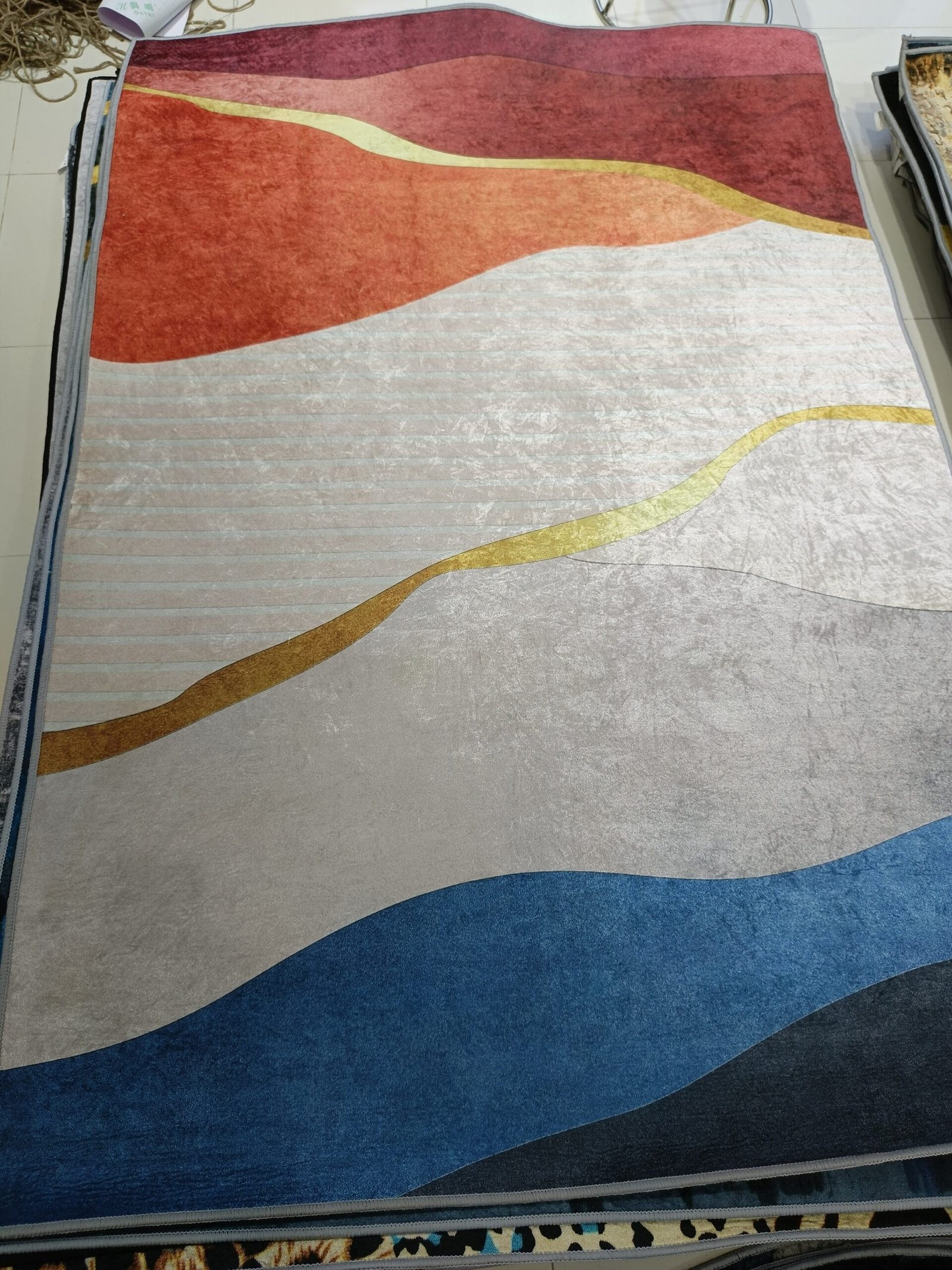 Abstract Wave Rug 4x6 ft – Premium Multicolor Carpet