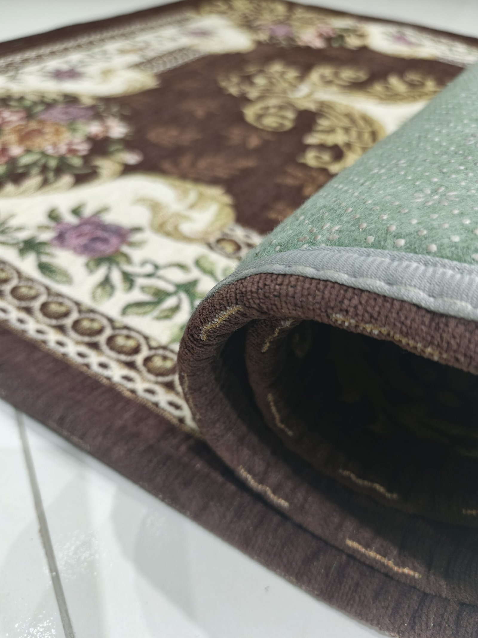 Classic Irani-Style Cotton Rug 3x4.5 ft – Brown & Floral Elegance (Made in China) - Image 4