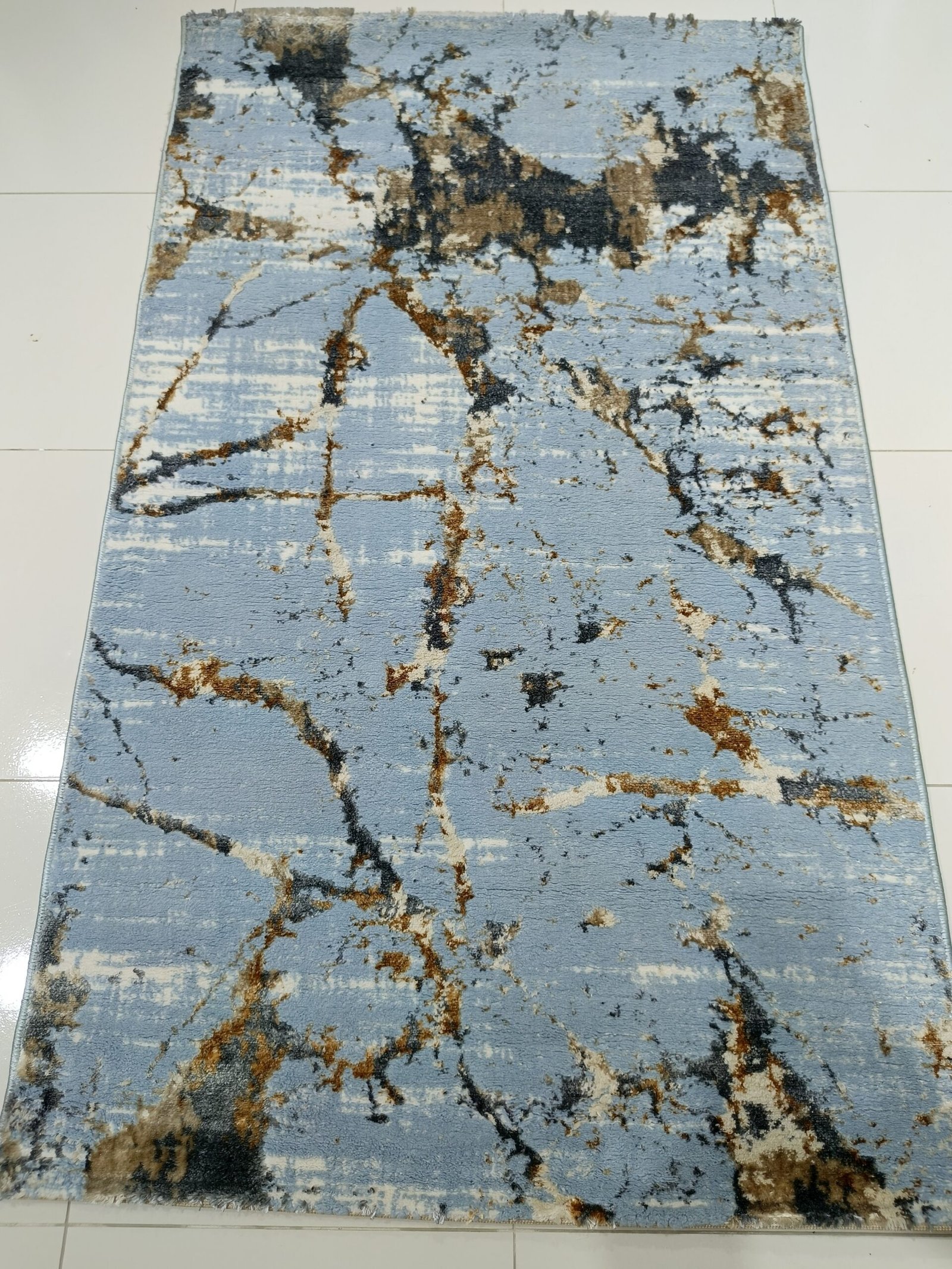 Shinny Carpet Abstract Blue Marble Rug – 4x6 ft Premium Turkish Modern Carpet for Living Room & Bedroom (Copy)