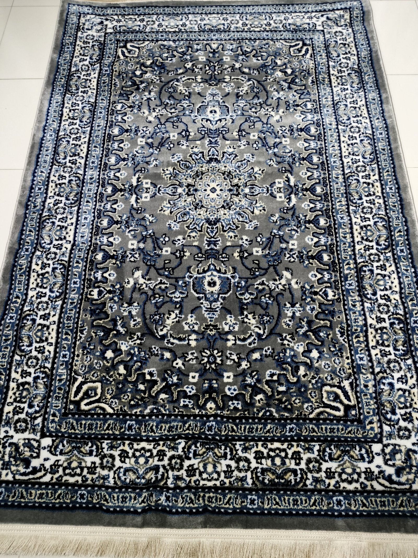 Silk Touch Persian Carpet 4×6 ft
