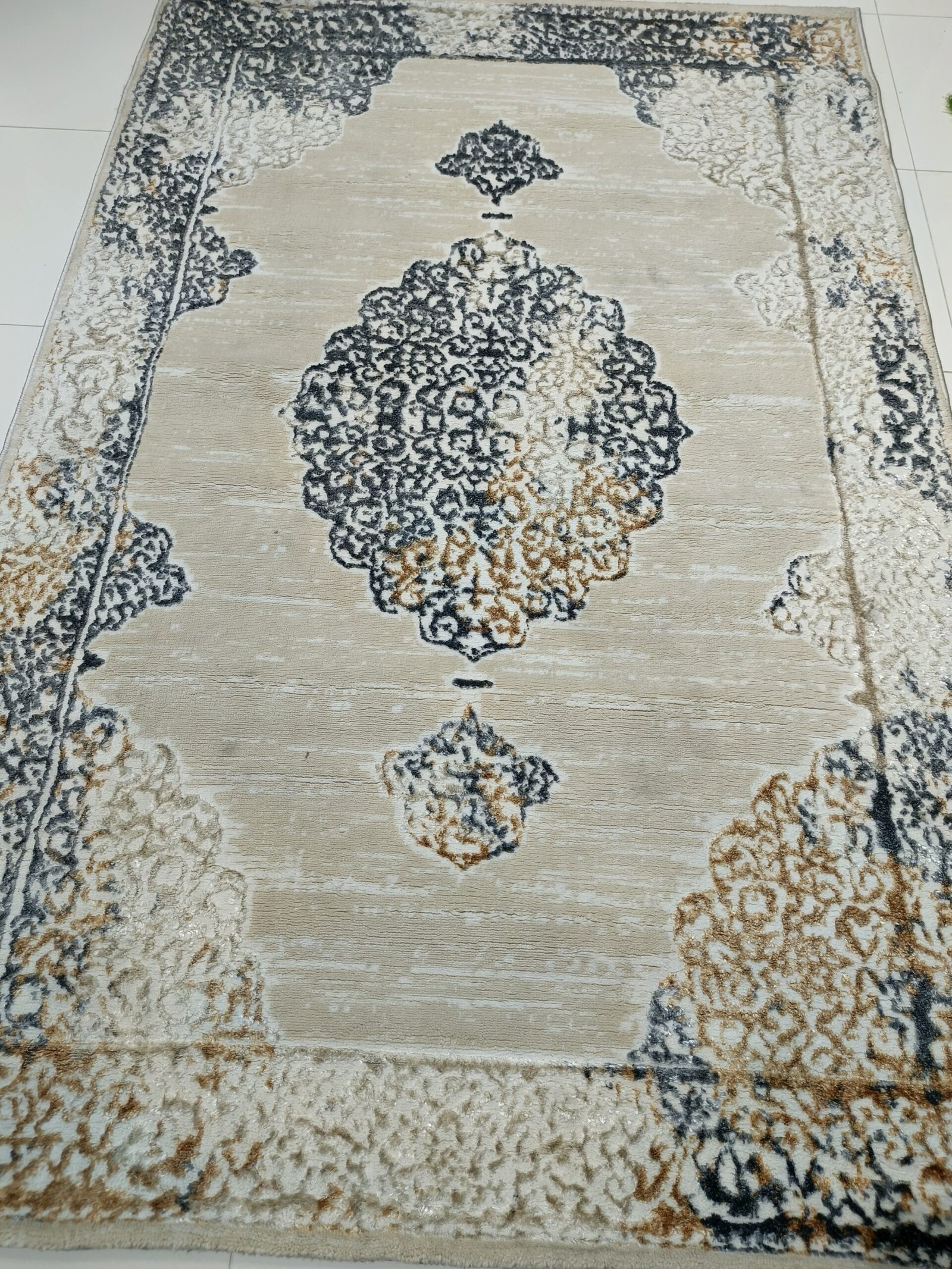 Premium 3D Shiny Turkish Rug – Beige & Grey Medallion | 4x6 ft Luxury Carpet