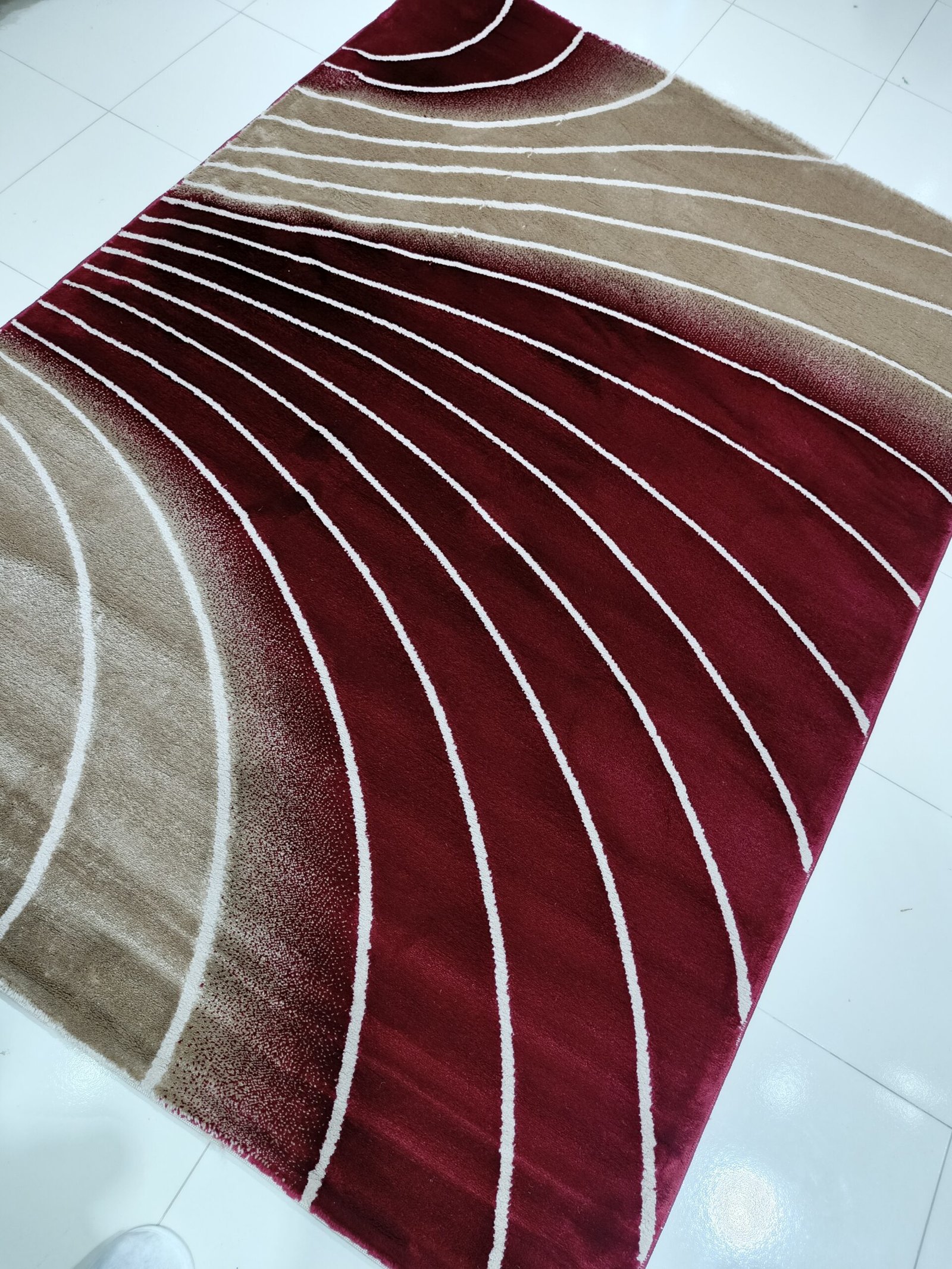 Premium Turkish Rug – New TOPKAPI Collection – Red & Brown Curved Gradient Design – 5x7 ft (150×210 cm) - Image 7