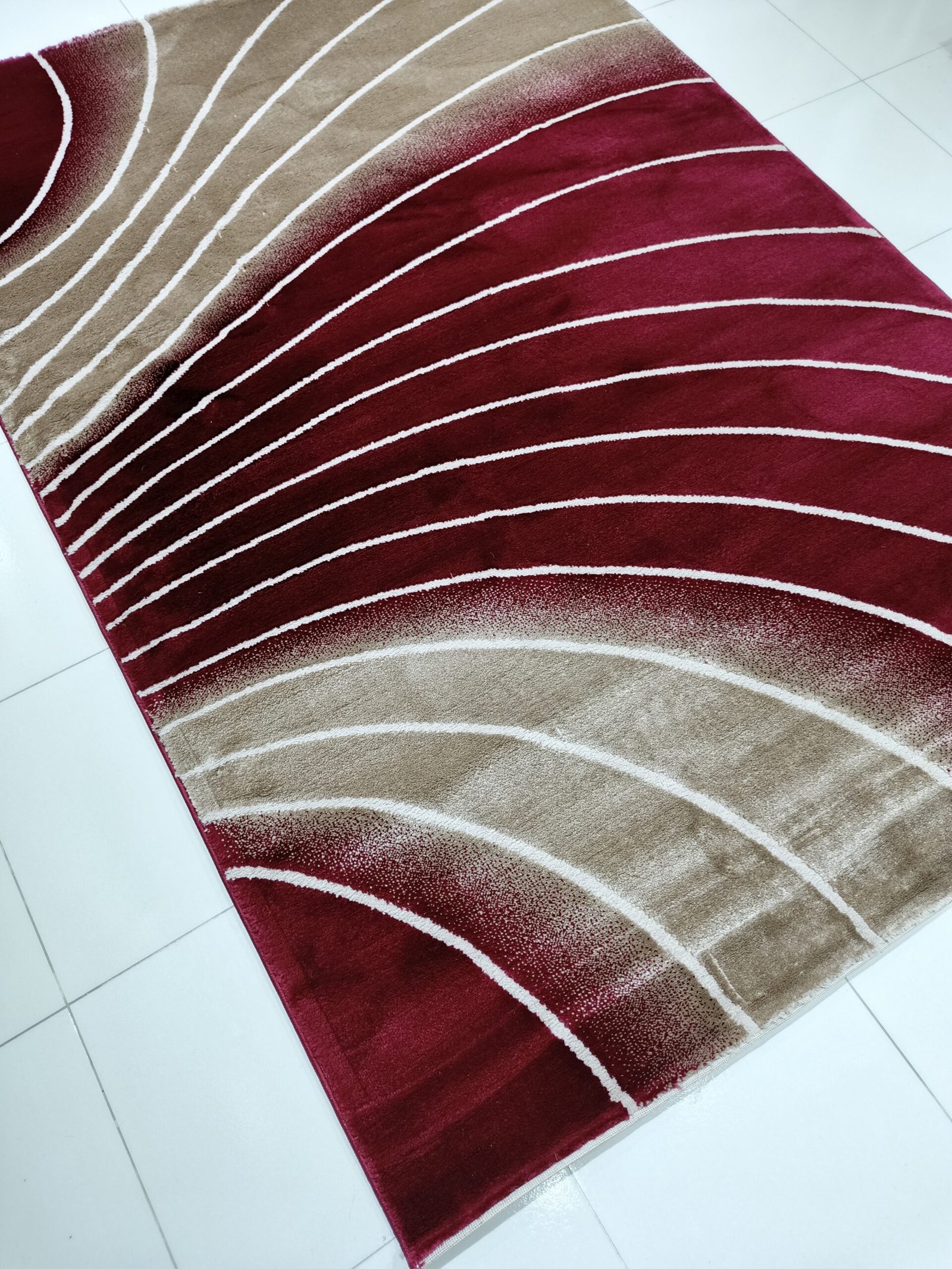 Premium Turkish Rug – New TOPKAPI Collection – Red & Brown Curved Gradient Design – 5x7 ft (150×210 cm) - Image 6