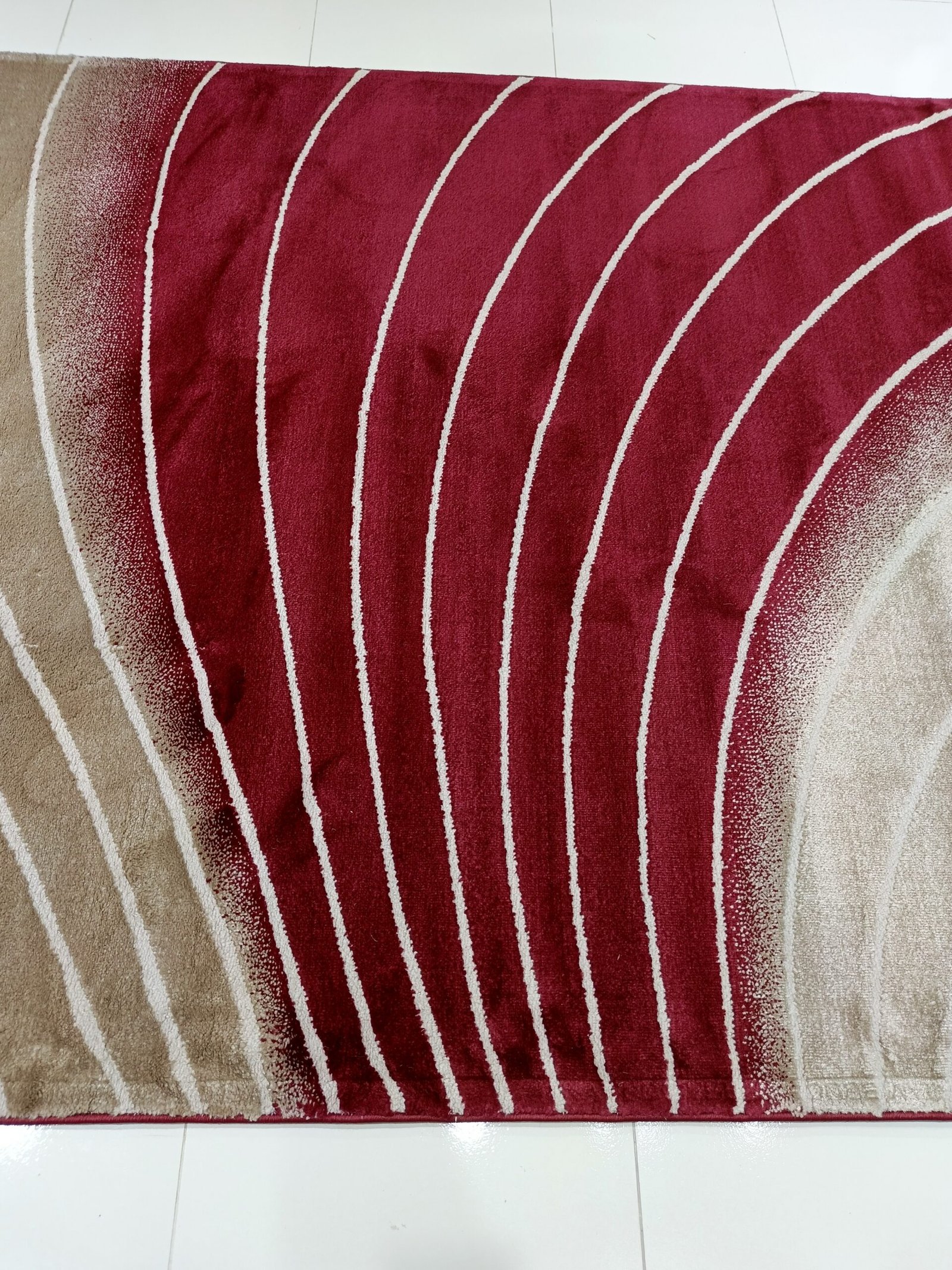 Premium Turkish Rug – New TOPKAPI Collection – Red & Brown Curved Gradient Design – 5x7 ft (150×210 cm) - Image 5