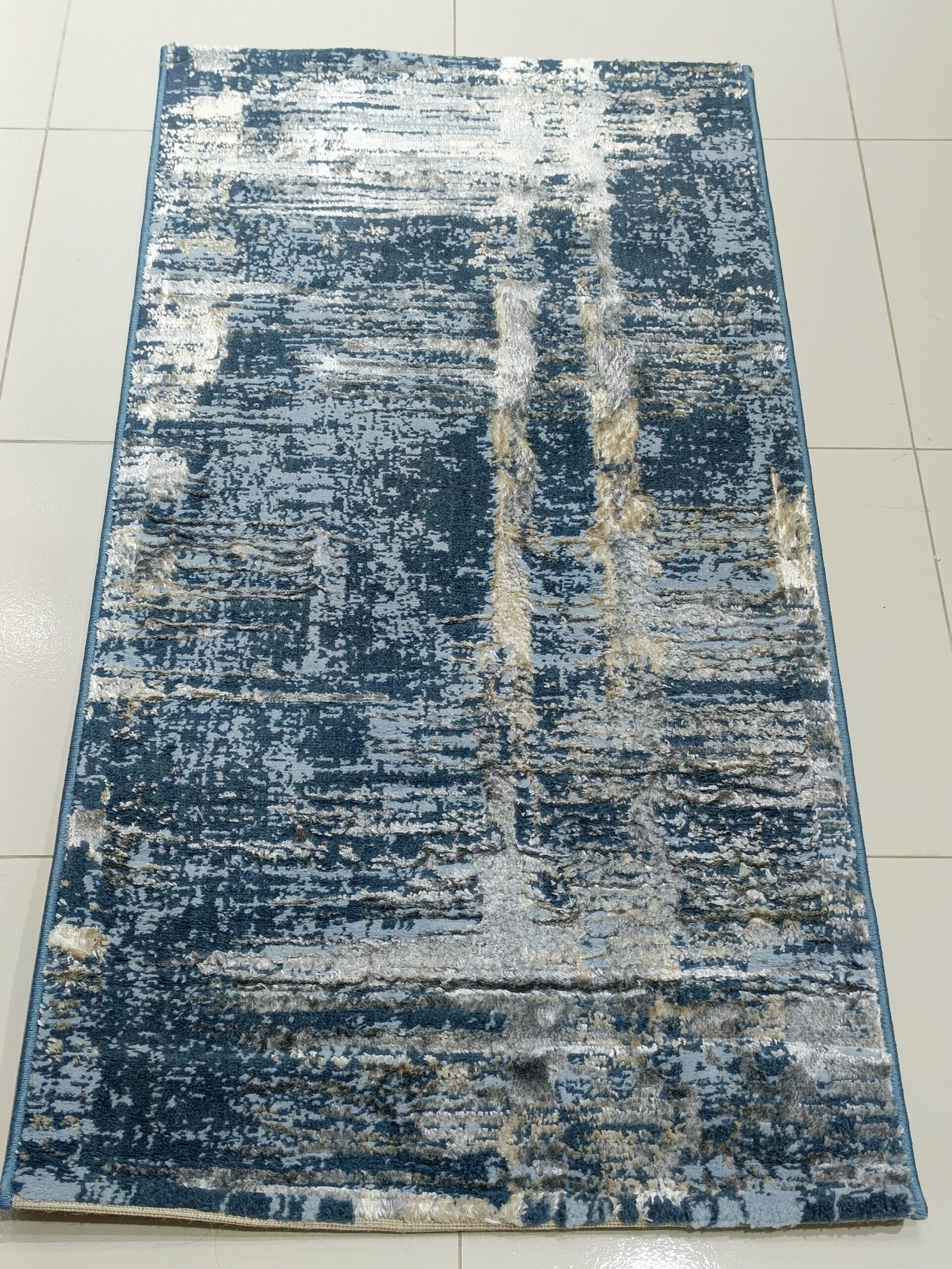 Turkish 3D Shiny VIP Rug – Deep Blue Modern Texture for Stylish Homes