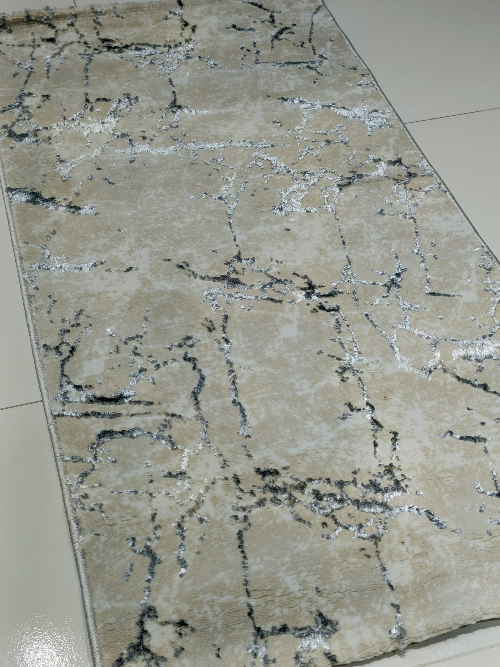 Turkish 3D Shiny VIP Rug โ Sand Veins Beige Marble Texture for Cozy Homes - Image 3