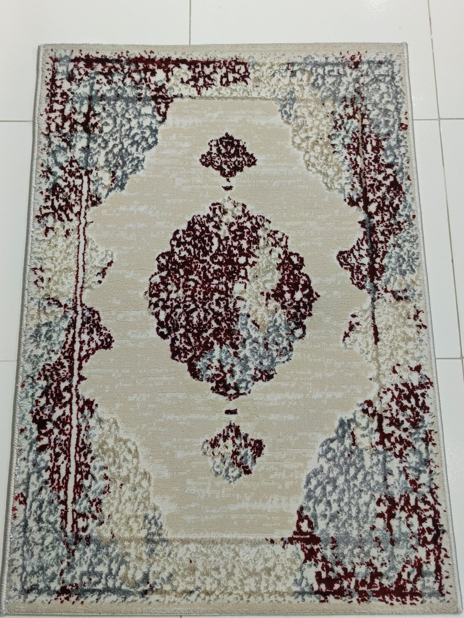2×3 ft Turkish 3D Shiny VIP Rug – Beige Base with Maroon & Silver Pattern