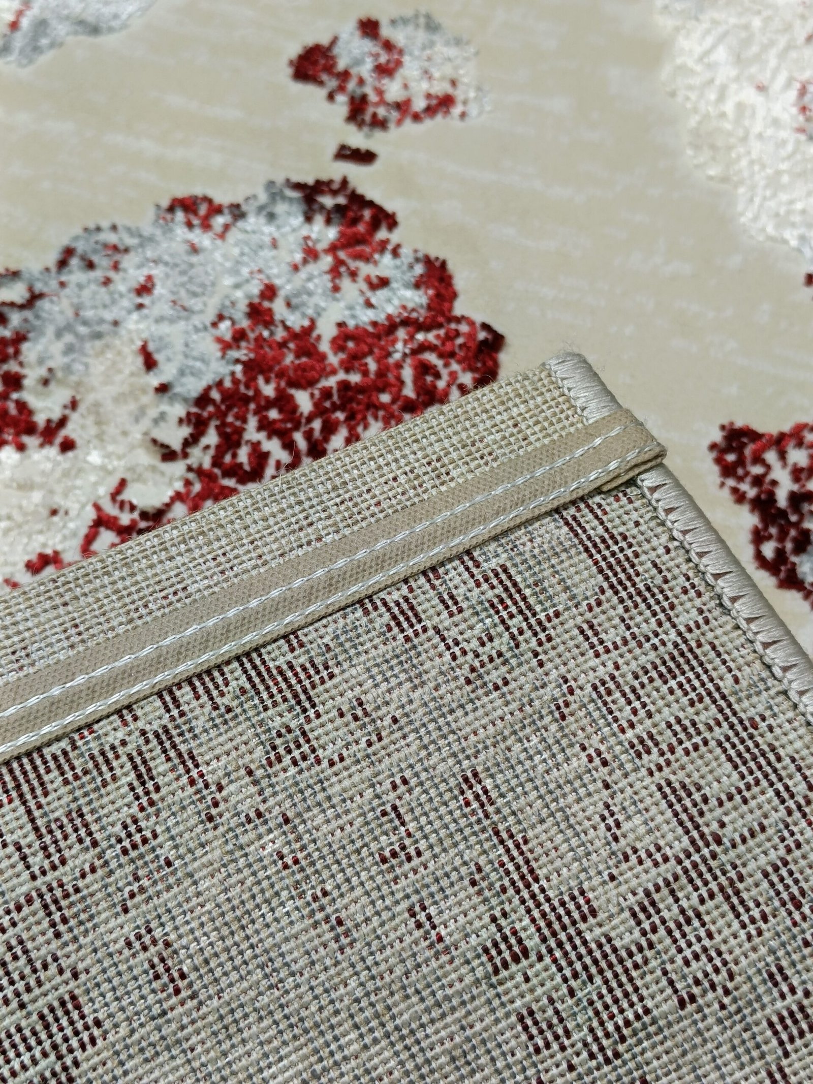 2×3 ft Turkish 3D Shiny VIP Rug – Beige Base with Maroon & Silver Pattern - Image 5