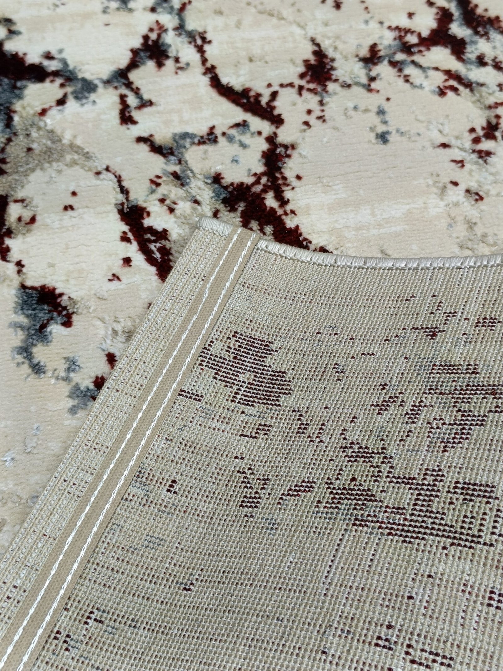 2×3 ft Turkish 3D Shiny VIP Rug – Beige with Red & Silver Abstract Design - Image 6