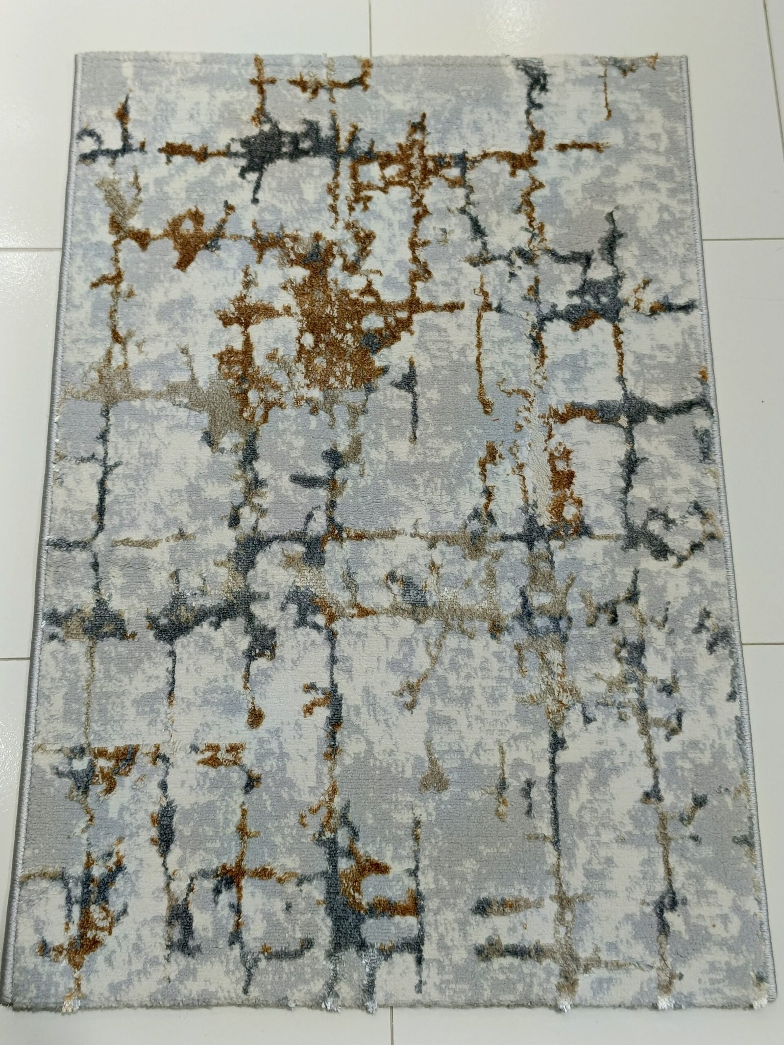 2×3 ft Turkish 3D Shiny VIP Rug – Grey Base with Golden & Silver Marble Lines