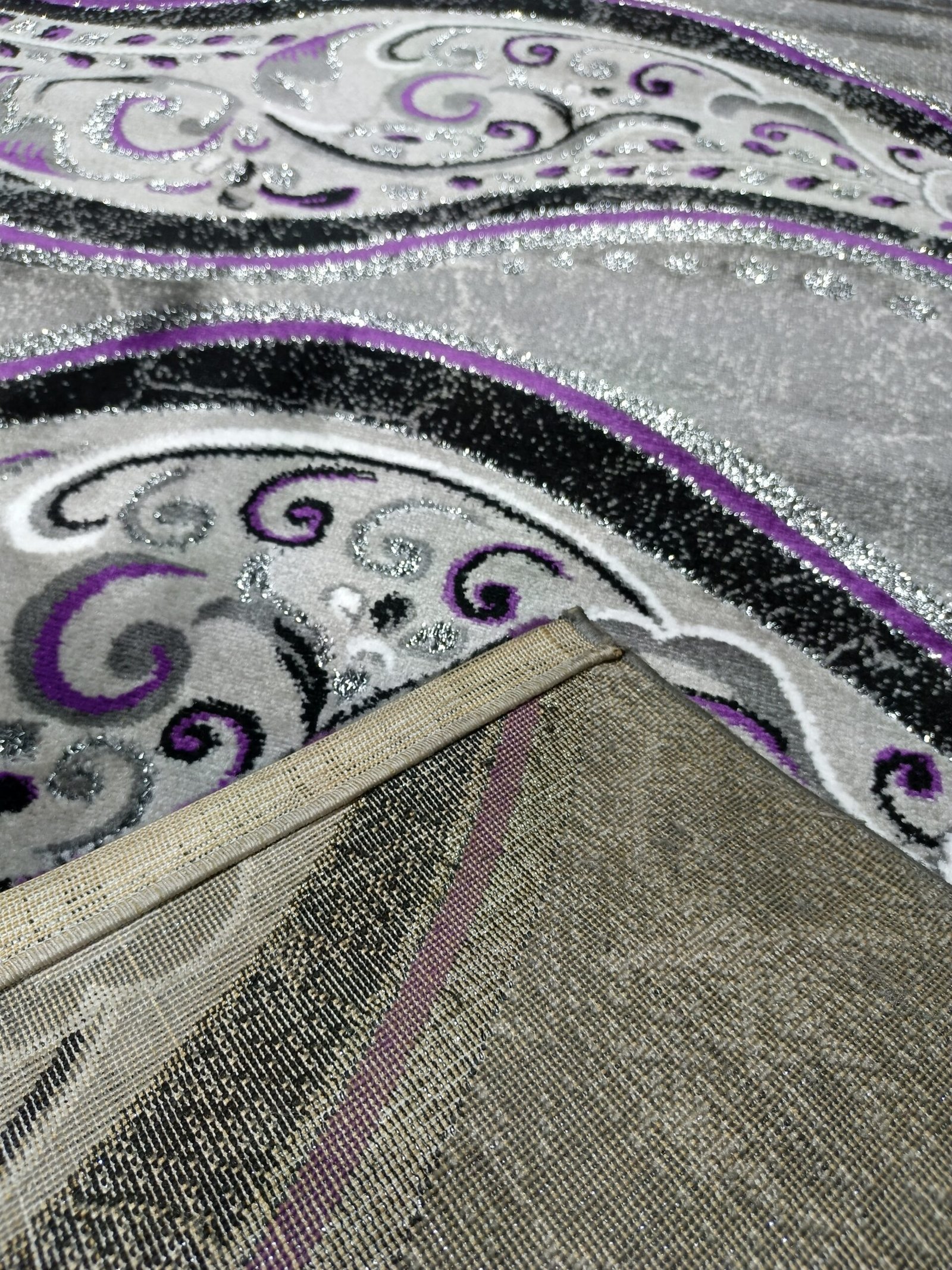 “Safir Wave Luxe” – 4×6 ft Turkish Premium Carpet (Gray Lilac Elegance, Soft & Shiny Texture) - Image 7