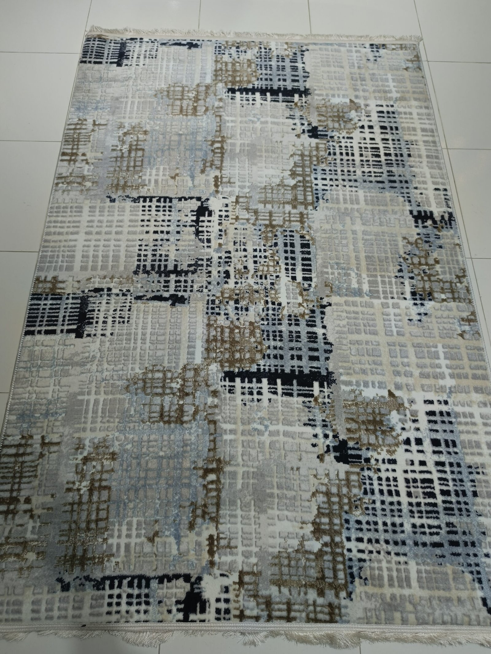 4×6 ft Turkish Soft Rug – Lightweight Modern Abstract Design in Beige, Blue & Grey