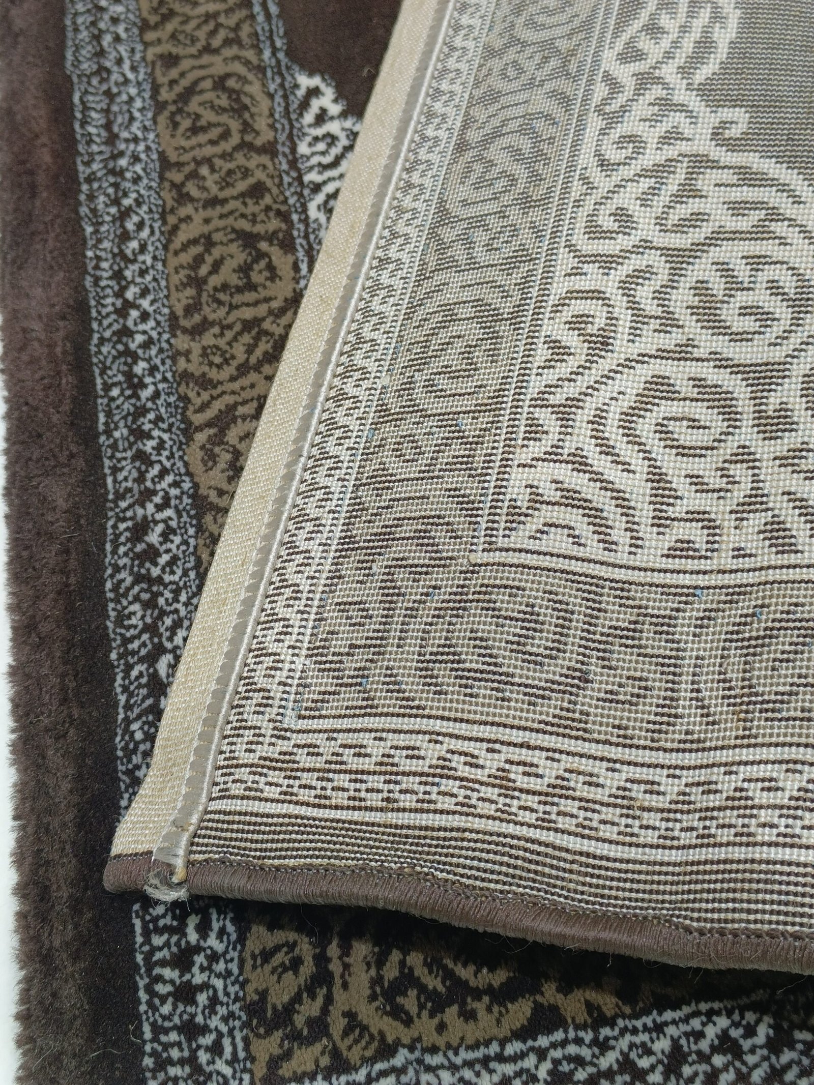 Sultanah Royale Velvet Rug – Heavy Turkish Premium Carpet | Deep Brown & Gold Classic Pattern | Soft, Thick & Luxury Finish - Image 5