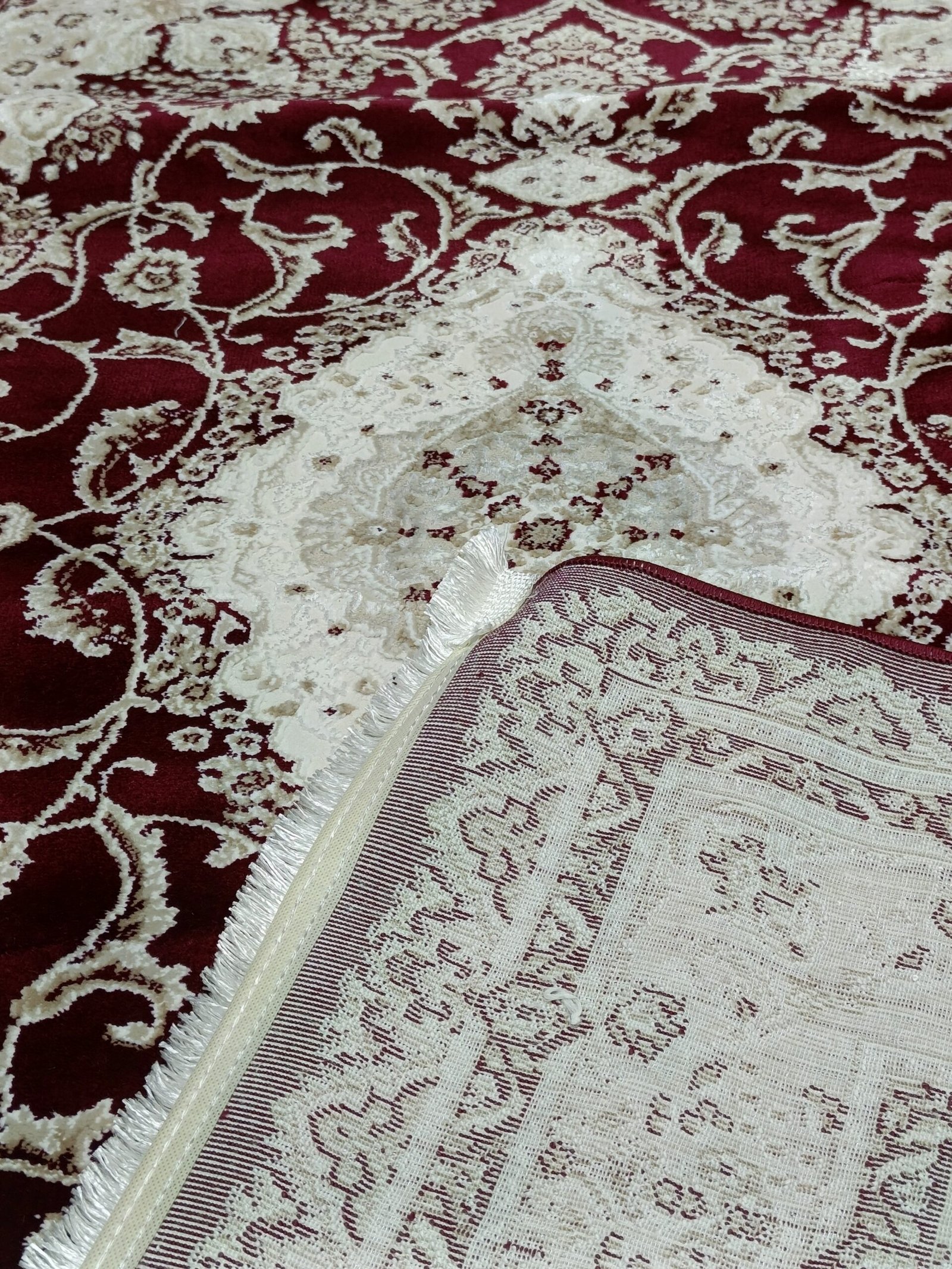 Sultan Ruby Royale – Premium Turkish Red & Cream Carpet (4×6 ft Approx.) - Image 4