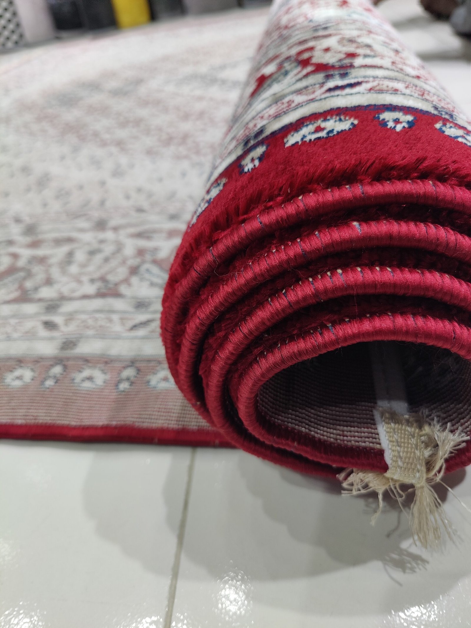 Royal Ember Harmony – 6×9 ft Turkish Persian Medallion Rug in Deep Black & Red | Premium Polyester | Made in Turkey - Image 6