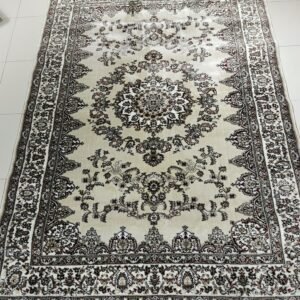 Harmony Serene Medallion – 5×7 ft Turkish Luxury Rug | Classic Floral Design in Soft Beige Tones