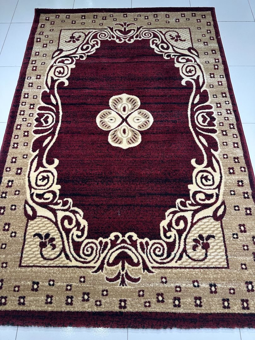Maroon Sultan Crest – Persian-Inspired Turkish Carpet (120×180 cm | 4×6 ft) - Image 2