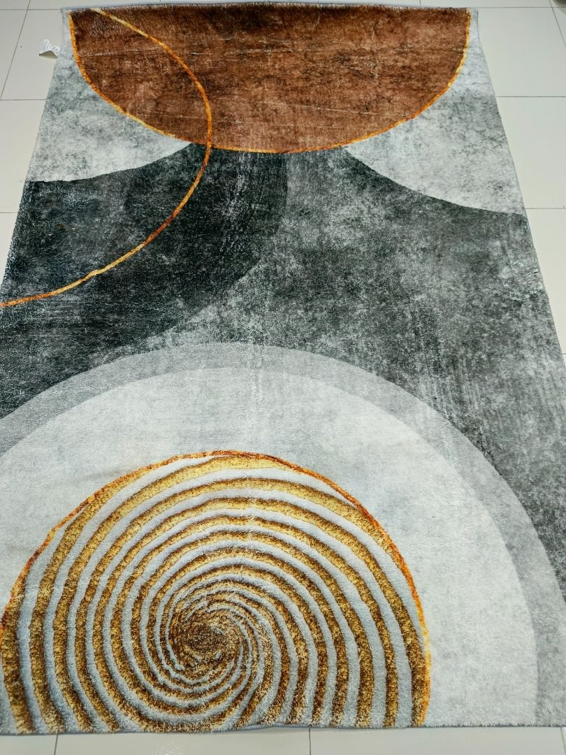 Amber Core Drift – [Slight issue on the back] Abstract Circular Accent Rug (4×6 ft)