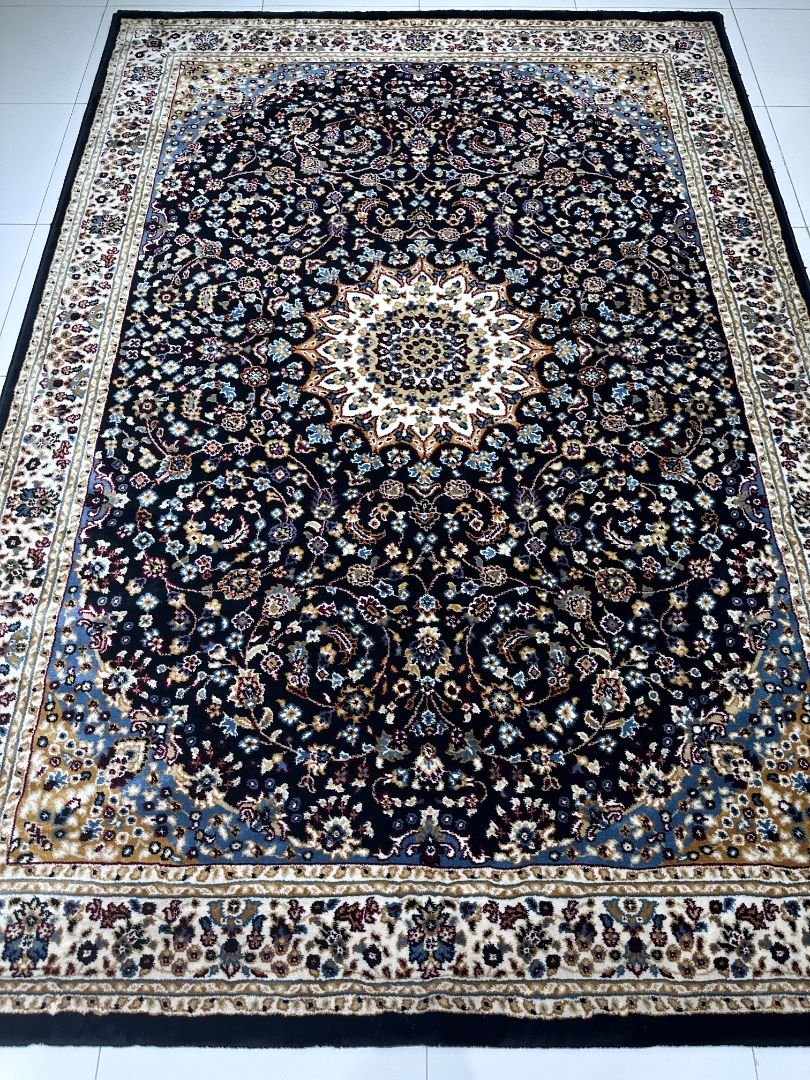 Royal Kashan Medallion – Premium Classic Carpet 5 × 7 ft | Ultra Soft 15mm Heavyweight Luxury Rug | Persian-Inspired Elegant Living Room Carpet