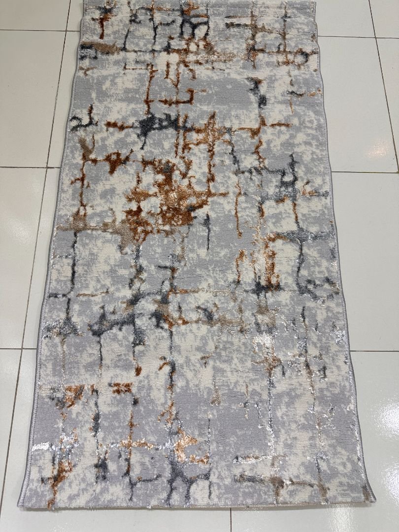 Silver Ember 3D Shiny Turkish Rug – 2×4 ft