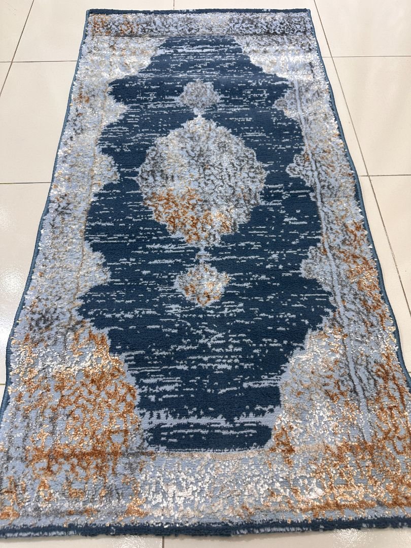 Midnight Halo 3D Shiny Turkish Rug – 2×4 ft - Image 2