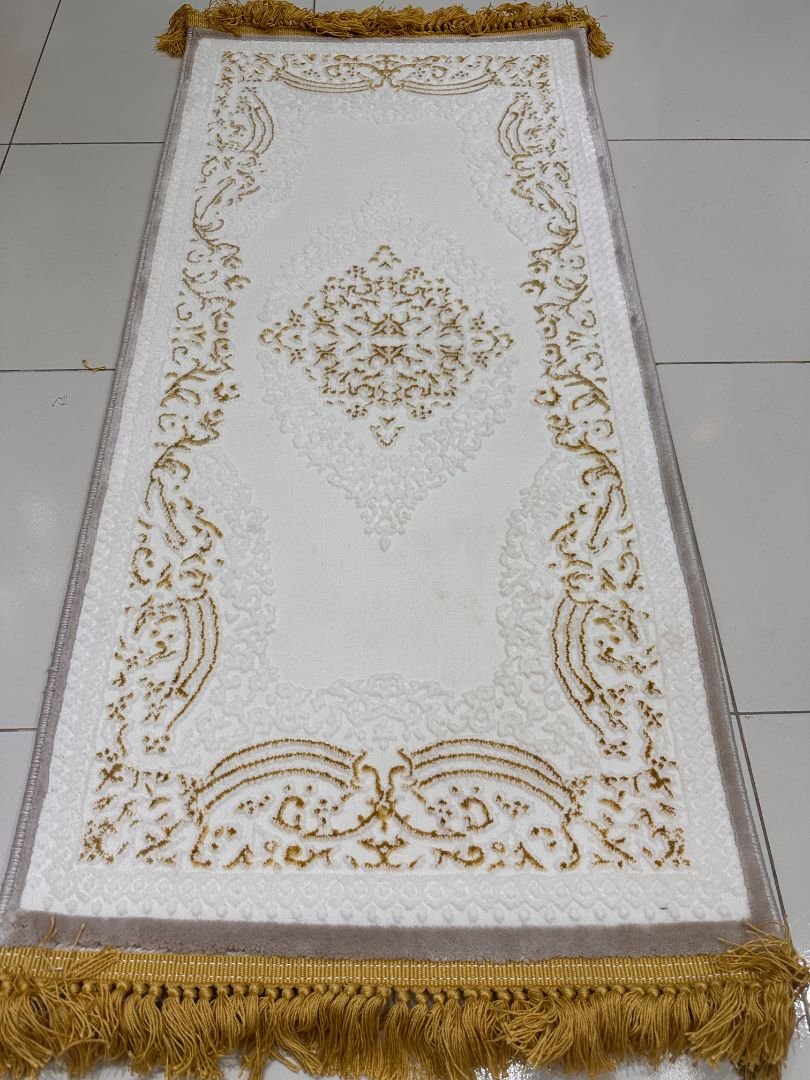 Ivory Palace Persian-Style Turkish Rug – 2×4 ft