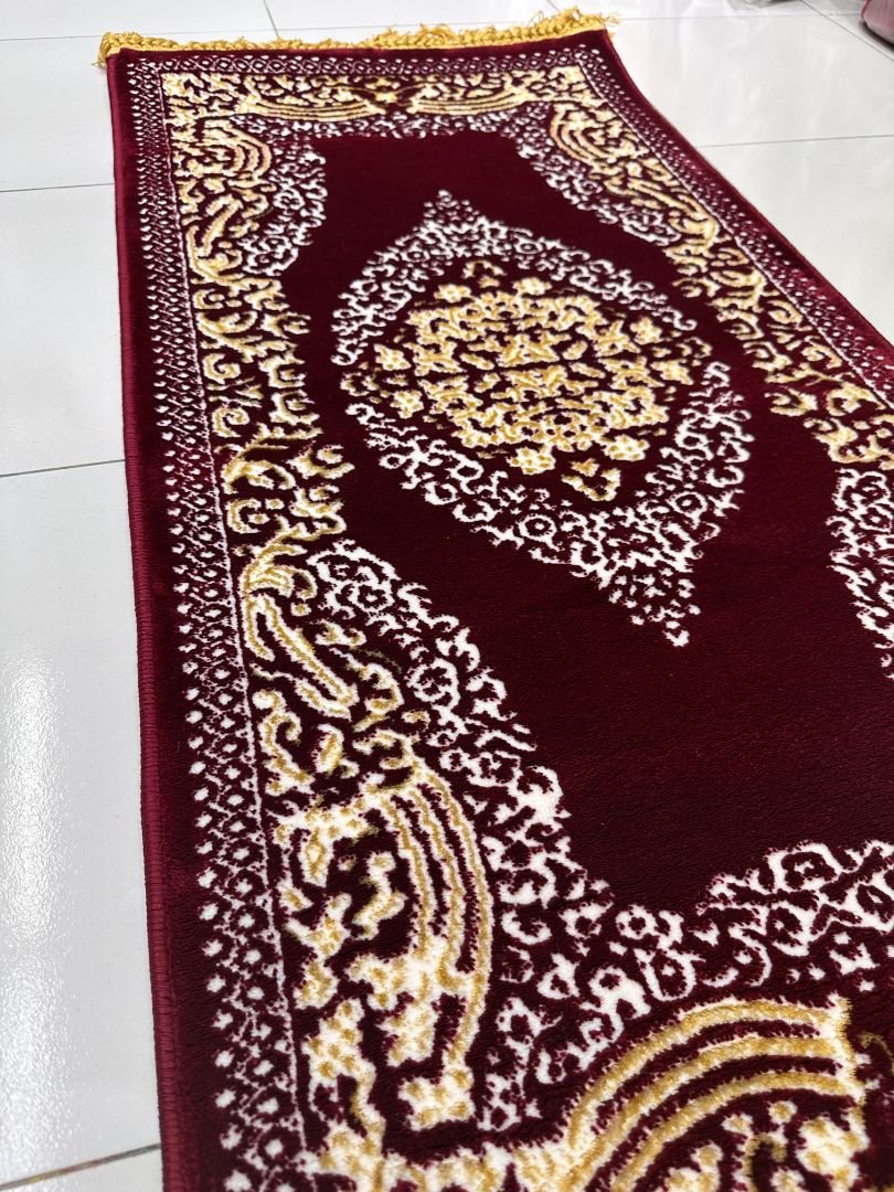 Royal Garnet Persian-Style Turkish Rug – 2×4 ft - Image 3