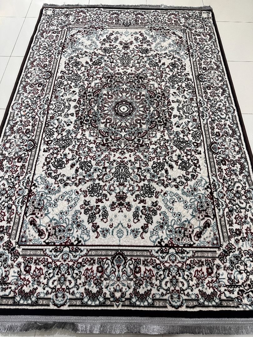 Tabriz Ivory Persian-Style Turkish Rug – 4×6 ft